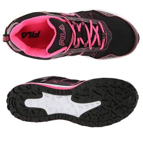 New Fila Women's Running Shoe - Picture 3 of 5